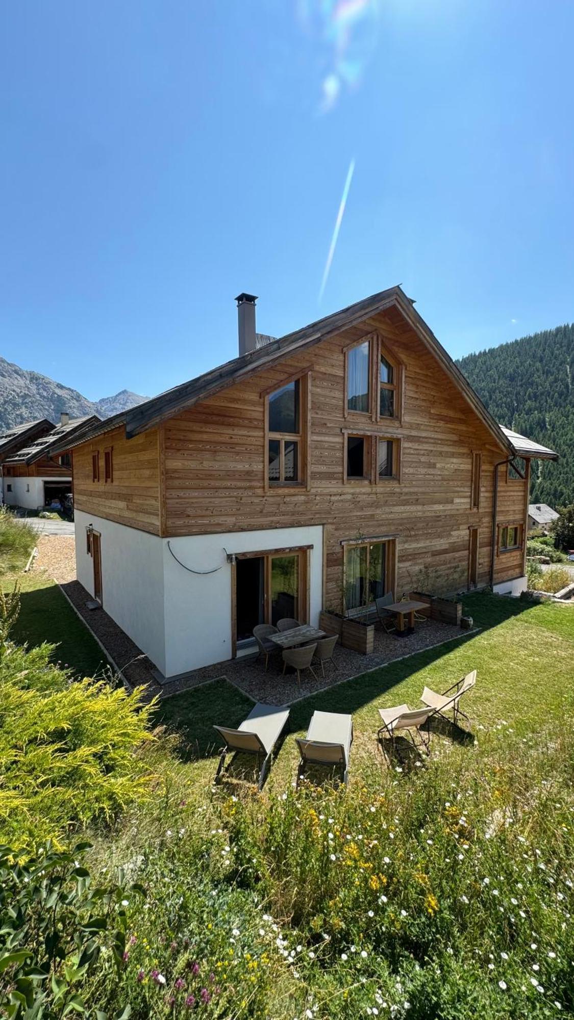 Un Brin Cosy Nevache Exterior photo