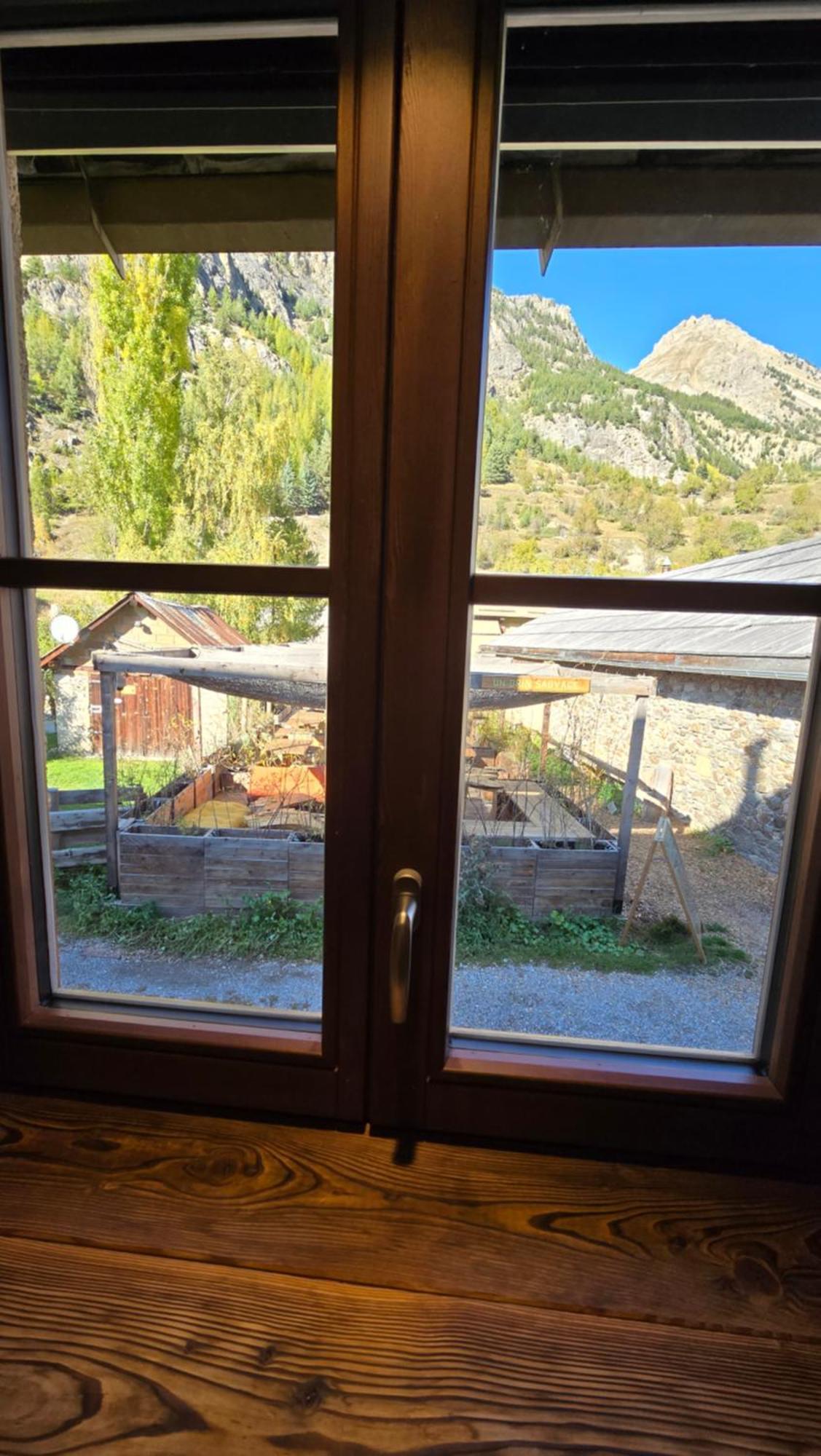 Un Brin Cosy Nevache Exterior photo