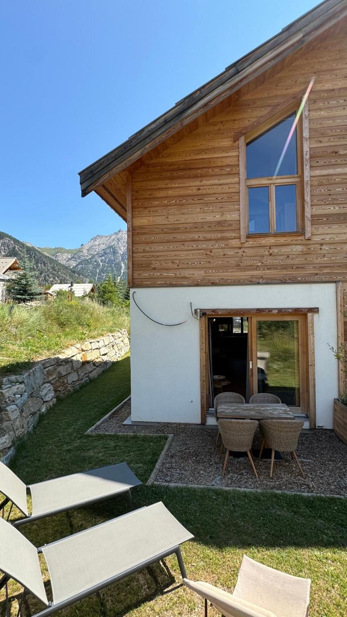 Un Brin Cosy Nevache Exterior photo
